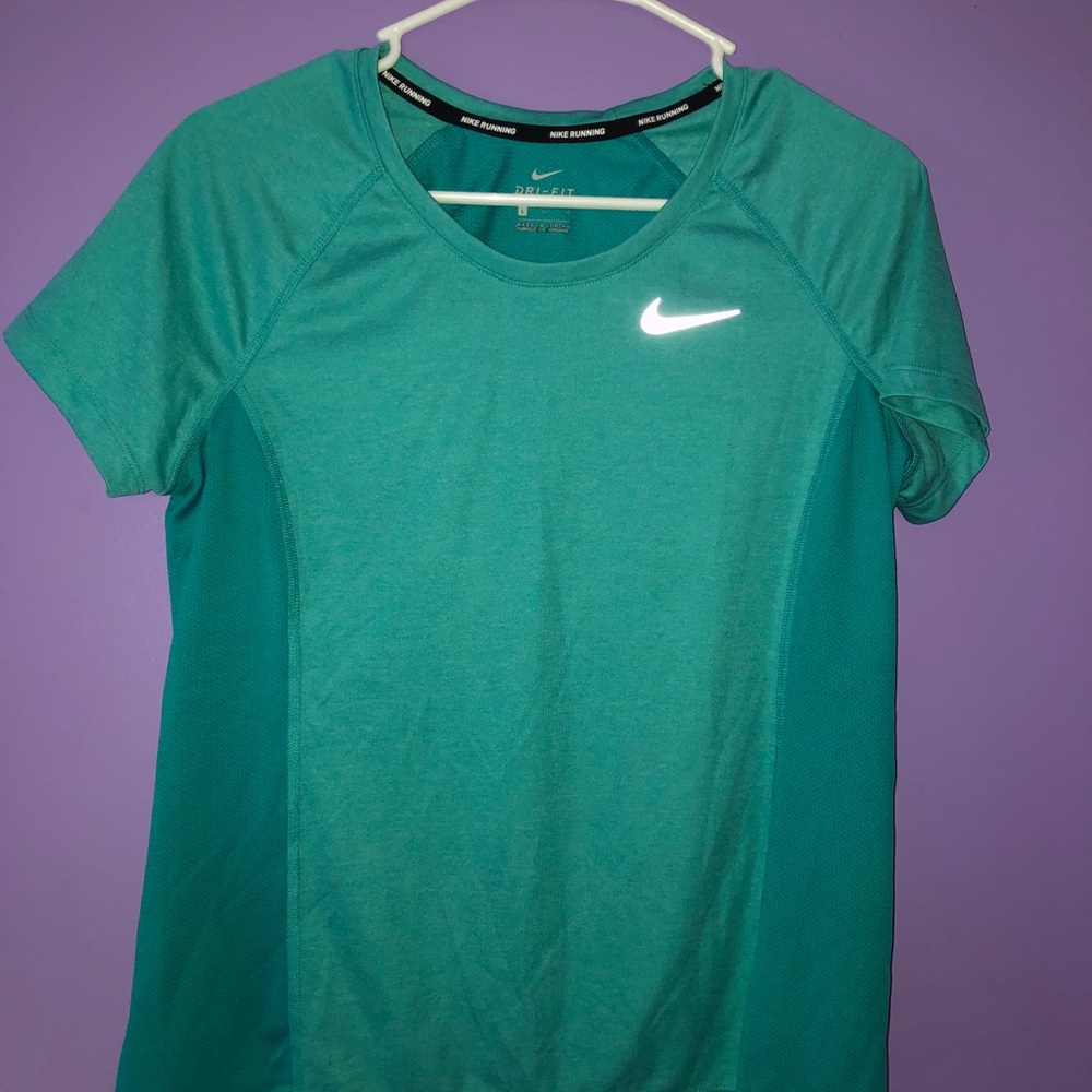 DRI-FIT Coral Green Nike Running Tee